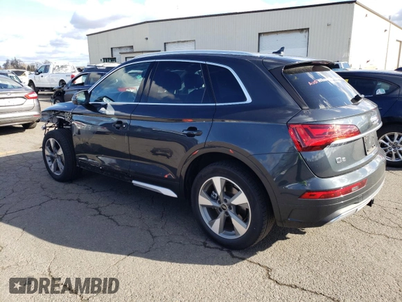 2023 Audi Q5 Premium with VIN WA1ABAFY3P2083773, listed as a Copart auction lot 43613525 with 15,911 mi miles and Salvage Title. Bid and sale history available at carsss.com. Image 2.