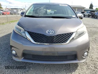 2017 Toyota Sienna SE with VIN 5TDXZ3DC0HS779855, listed as a Copart auction lot 56037865 with 95,959 mi miles and Salvage title. Bid and sale history available at DreamBid. Image 5.