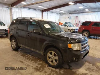 2011 Ford Escape Limited with VIN 1FMCU9EG0BKC29115, listed as a IAAI auction lot 41605426 with 189,187 mi miles. Bid and sale history available at carsss.com. Image 1.