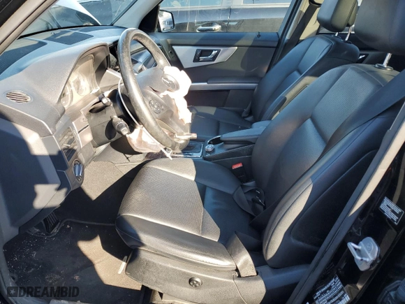 2010 Mercedes-Benz GLK-Class GLK 350 with VIN WDCGG8HB9AF311773, listed as a Copart auction lot 88331915 with 94,465 mi miles and Salvage Title. Bid and sale history available at carsss.com. Image 7.