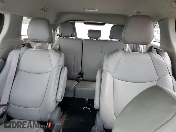 2021 Toyota Sienna XLE with VIN 5TDYRKEC9MS055993, listed as a Copart auction lot 49035865 with 52,257 mi miles and Salvage Title. Bid and sale history available at carsss.com. Image 10.