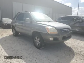 2005 Kia Sportage LX with VIN KNDJE723757076660, listed as a Copart auction lot 86119444 with 106,000 mi miles and Clean Title. Bid and sale history available at carsss.com. Image 4.
