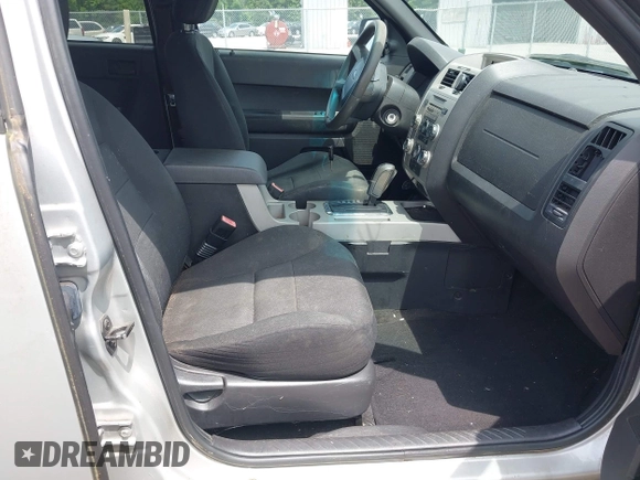 2008 Ford Escape XLT with VIN 1FMCU93148KE29129, listed as a IAAI auction lot 42506168 with 182,849 mi miles and . Bid and sale history available at DreamBid. Image 5.