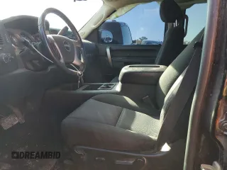 2011 GMC Sierra 1500 SLE z VIN 3GTP2VE36BG206544, wystawiony jako Copart lot #46343655 z przebiegiem 144 187 mil mil oraz Szkoda całkowita • Salvage title. Historia ofert i sprzedaży dostępna na DreamBid. Obrazek 7.