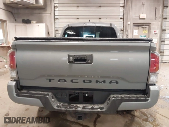 2021 Toyota Tacoma 4WD SR5 with VIN 3TMDZ5BNXMM111204, listed as a IAAI auction lot 41308159 with 46,024 mi miles. Bid and sale history available at carsss.com. Image 16.