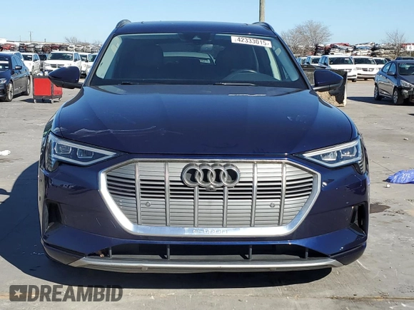 2021 Audi e-tron Premium Plus with VIN WA1LAAGE1MB024443, listed as a Copart auction lot 42333015 with 43,977 mi miles and Salvage title. Bid and sale history available at DreamBid. Image 5.