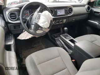 2016 Toyota Tacoma SR z VIN 5TFSX5EN5GX046219, wystawiony jako Copart lot #47648335 z przebiegiem 17 183 mil mil oraz Szkoda całkowita • Salvage title. Historia ofert i sprzedaży dostępna na DreamBid. Obrazek 8.