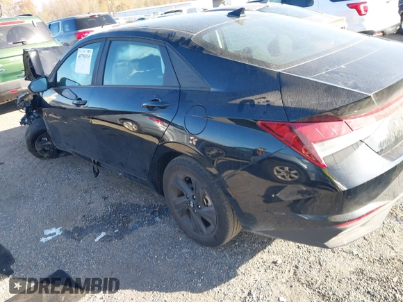 2023 Hyundai Elantra SEL z VIN KMHLM4AG6PU623478, wystawiony jako IAAI lot #40790315 z przebiegiem 14 654 mil mil oraz . Historia ofert i sprzedaży dostępna na DreamBid. Obrazek 3.