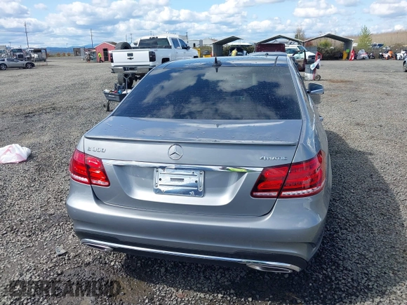 2014 Mercedes-Benz E 350 Luxury with VIN WDDHF8JB4EB044472, listed as a IAAI auction lot 41953476 with 145,020 mi miles and . Bid and sale history available at DreamBid. Image 16.