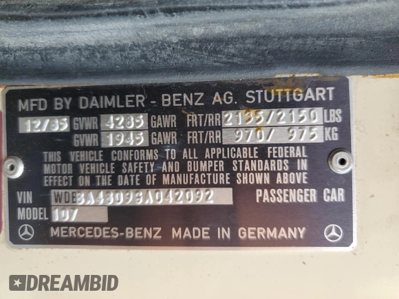 1986 Mercedes-Benz 560 SL z VIN WDBBA48D9GA042092, wystawiony jako Copart lot #82438564 z przebiegiem 43 758 mil mil oraz Szkoda całkowita • Salvage title. Historia ofert i sprzedaży dostępna na DreamBid. Obrazek 14.