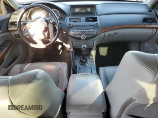 2011 Honda Accord EX with VIN 1HGCP2E71BA036675, listed as a Copart auction lot 70688474 with 46,716 mi miles and Salvage title. Bid and sale history available at DreamBid. Image 8.
