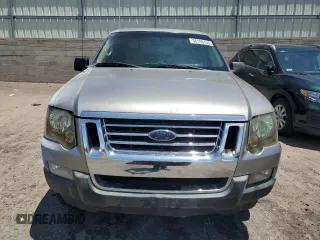 2008 Ford Explorer Sport Trac XLT z VIN 1FMEU51E08UA59941, wystawiony jako Copart lot #58186135 z przebiegiem 142 887 mil mil oraz Szkoda całkowita • Salvage title. Historia ofert i sprzedaży dostępna na DreamBid. Obrazek 5.