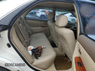 2001 Lexus ES 300 with VIN JT8BF28G510319575, listed as a Copart auction lot 54321275 with 139,224 mi miles and Non Repairable. Bid and sale history available at DreamBid. Image 10.