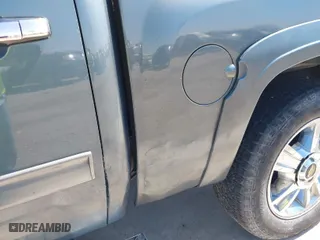2010 Chevrolet Silverado 1500 LT with VIN 3GCRKSE33AG251396, listed as a IAAI auction lot 41773362 with 176,979 mi miles. Bid and sale history available at carsss.com. Image 14.
