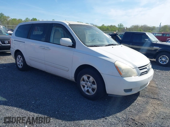 2006 Kia Sedona LX with VIN KNDMB233866052026, listed as a IAAI auction lot 42095980 with 230,320 mi miles. Bid and sale history available at carsss.com. Image 1.