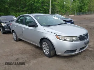 2013 Kia Forte LX z VIN KNAFT4A29D5724932, wystawiony jako IAAI lot #42187065 z przebiegiem Nie podano mil oraz . Historia ofert i sprzedaży dostępna na DreamBid. Obrazek 1.