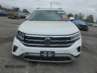 2022 Volkswagen Atlas SE with VIN 1V2JR2CA6NC544260, listed as a Copart auction lot 53552205 with 29,991 mi miles and Salvage title. Bid and sale history available at DreamBid. Image 5.