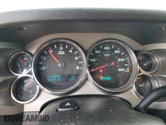 2013 Chevrolet Silverado 1500 LT with VIN 3GCPCSE00DG372708, listed as a Copart auction lot 51591465 with 210,934 mi miles and Salvage Title. Bid and sale history available at DreamBid. Image 9.