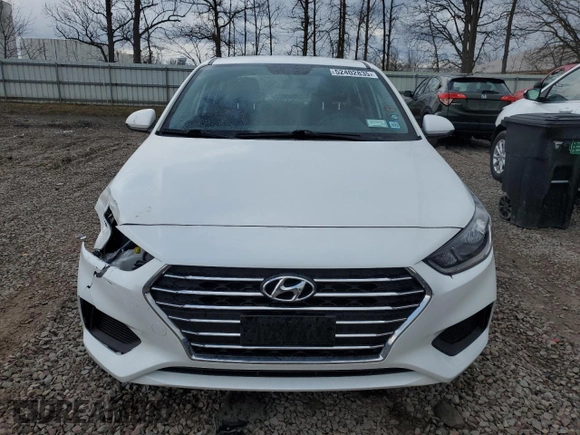 2019 Hyundai Accent SE with VIN 3KPC24A36KE066005, listed as a Copart auction lot 52402835 with 95,623 mi miles and Salvage Title. Bid and sale history available at carsss.com. Image 5.