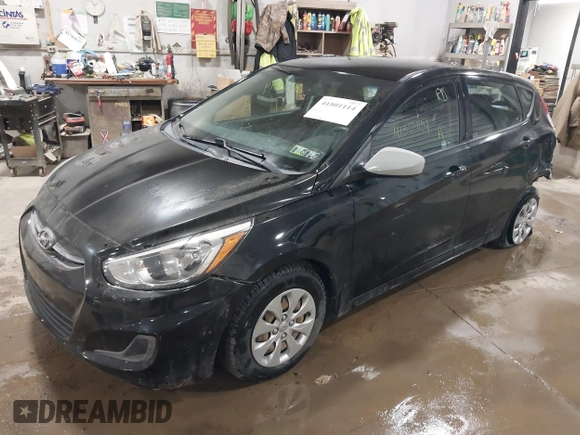 2017 Hyundai Accent SE with VIN KMHCT5AE2HU321940, listed as a IAAI auction lot 41801114 with 34,123 mi miles. Bid and sale history available at carsss.com. Image 2.