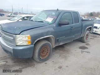 2007 Chevrolet Silverado 1500 LT w/1LT with VIN 1GCEC19J37Z506569, listed as a IAAI auction lot 41471252 with 258,178 mi miles. Bid and sale history available at carsss.com. Image 14.