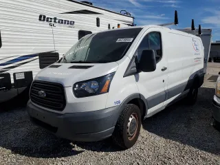 2018 Ford Transit с VIN 1FTYR1YM5JKB13583, выставлен на аукционе Copart как лот 86318844 с пробегом 80 535 миль миль и Списание • Salvage title. История ставок и продаж доступна на DreamBid. Изображение 2.
