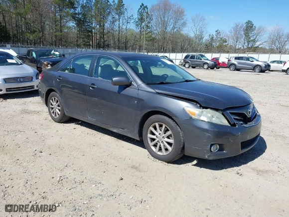 2011 Toyota Camry LE with VIN 4T1BF3EK8BU138251, listed as a IAAI auction lot 41801473 with 124,498 mi miles. Bid and sale history available at carsss.com. Image 1.