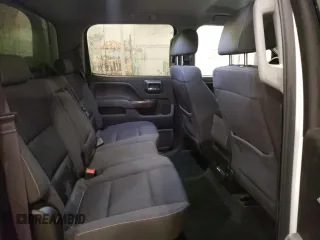 2016 GMC Sierra 2500HD SLE z VIN 1GT12SEG2GF272752, wystawiony jako Copart lot #79693704 z przebiegiem 200 684 mil mil oraz Szkoda całkowita • Salvage title. Historia ofert i sprzedaży dostępna na DreamBid. Obrazek 10.