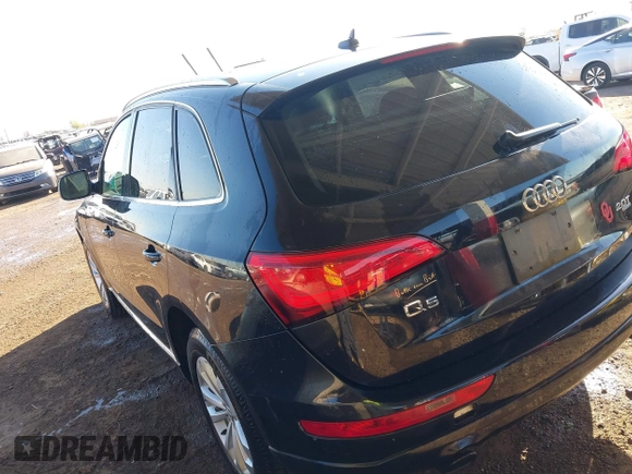 2014 Audi Q5 Premium Plus with VIN WA1LFBFP2EA074446, listed as a IAAI auction lot 41841181 with 157,810 mi miles. Bid and sale history available at carsss.com. Image 3.