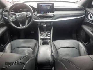 2022 Jeep Compass (RED) Edition с VIN 3C4NJDCB6NT237206, выставлен на аукционе Copart как лот 46014455 с пробегом 22 399 миль миль и Списание • Salvage title. История ставок и продаж доступна на DreamBid. Изображение 8.