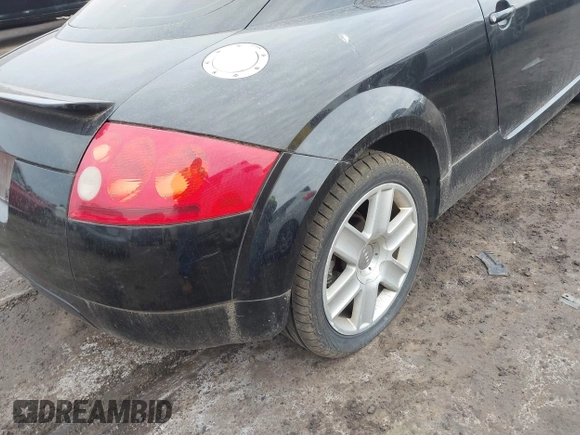 2003 Audi TT with VIN TRUSC28N031013220, listed as a IAAI auction lot 41701292 with 143,020 mi miles and . Bid and sale history available at DreamBid. Image 15.