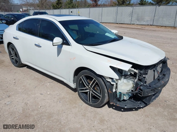 2014 Nissan Maxima 3.5 SV w/Sport Pkg with VIN 1N4AA5AP7EC494721, listed as a IAAI auction lot 42049742 with 176,740 mi miles. Bid and sale history available at carsss.com. Image 1.
