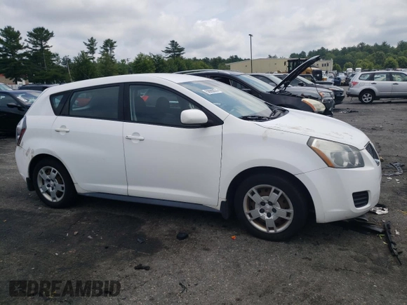 2009 Pontiac Vibe w/1SB with VIN 5Y2SP67049Z421810, listed as a Copart auction lot 59988674 with 145,144 mi miles and Non Repairable. Bid and sale history available at carsss.com. Image 4.
