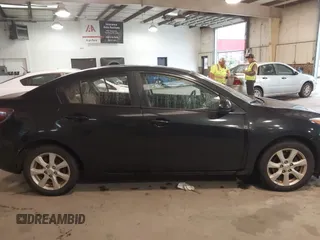 2010 Mazda Mazda3 i Touring with VIN JM1BL1SF3A1217495, listed as a IAAI auction lot 41054214 with 189,147 mi miles. Bid and sale history available at carsss.com. Image 13.
