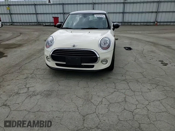 2016 MINI Hardtop with VIN WMWXP5C52G2D13922, listed as a Copart auction lot 54707815 with 47,625 mi miles and Salvage title. Bid and sale history available at DreamBid. Image 13.