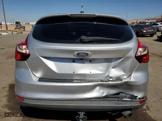 2014 Ford Focus SE with VIN 1FADP3K22EL169090, listed as a Copart auction lot 74069884 with 101,881 mi miles and Salvage Title. Bid and sale history available at carsss.com. Image 6.