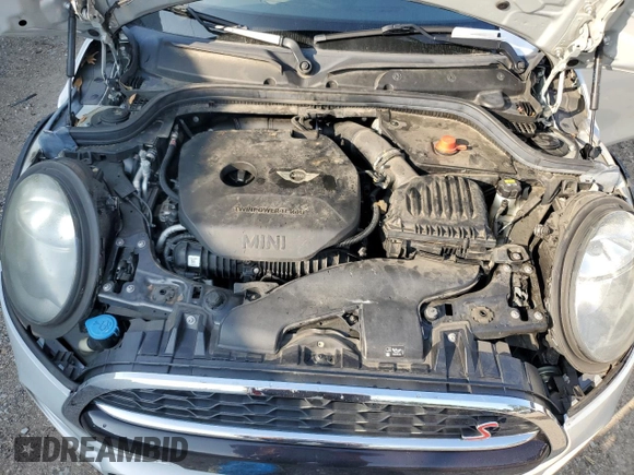 2017 MINI Convertible Cooper S z VIN WMWWG9C33H3C82371, wystawiony jako Copart lot #82549924 z przebiegiem 42 439 mil mil oraz Szkoda całkowita • Salvage title. Historia ofert i sprzedaży dostępna na DreamBid. Obrazek 12.