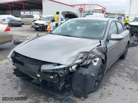2022 Hyundai Elantra Essential with VIN KMHLM4AG8NU325382, listed as a IAAI auction lot 41503533 with 65,631 mi miles. Bid and sale history available at carsss.com. Image 18.