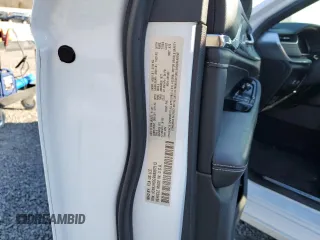 2022 Jeep Grand Cherokee Overland z VIN 1C4RJHDG9N8587513, wystawiony jako Copart lot #50424885 z przebiegiem 39 749 mil mil oraz Szkoda całkowita • Salvage title. Historia ofert i sprzedaży dostępna na DreamBid. Obrazek 13.
