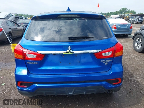 2018 Mitsubishi Outlander SE with VIN JA4AR3AW6JU000961, listed as a IAAI auction lot 42720633 with 124,554 mi miles and . Bid and sale history available at DreamBid. Image 17.