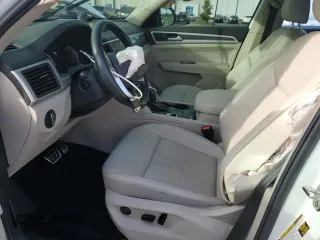 2021 Volkswagen Atlas SE with VIN 1V2MR2CA4MC585742, listed as a Copart auction lot 62234165 with 65,608 mi miles and Non repairable. Bid and sale history available at DreamBid. Image 7.
