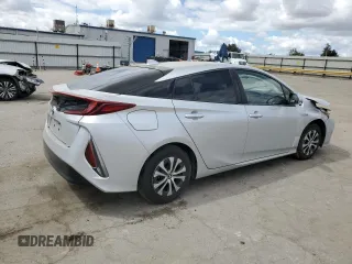 2021 Toyota Prius LE with VIN JTDKAMFP5M3192991, listed as a Copart auction lot 56768095 with 77,515 mi miles and Salvage title. Bid and sale history available at DreamBid. Image 3.