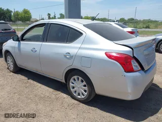 2019 Nissan Versa Sedan SV with VIN 3N1CN7AP0KL840680, listed as a IAAI auction lot 42000821 with 95,875 mi miles. Bid and sale history available at carsss.com. Image 3.