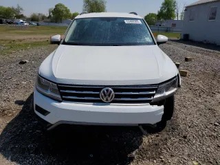 2021 Volkswagen Tiguan SE z VIN 3VV3B7AX6MM068304, wystawiony jako Copart lot #53488305 z przebiegiem 57 744 mil mil oraz Szkoda całkowita • Salvage title. Historia ofert i sprzedaży dostępna na DreamBid. Obrazek 5.