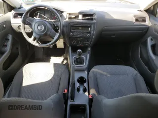 2012 Volkswagen Jetta S с VIN 3VW1K7AJ8CM428038, выставлен на аукционе Copart как лот 54191595 с пробегом 164 469 миль миль и Списание • Salvage title. История ставок и продаж доступна на DreamBid. Изображение 8.