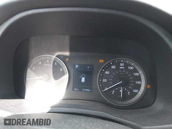 2017 Hyundai Tucson SE with VIN KM8J23A47HU536722, listed as a IAAI auction lot 42050171 with 101,092 mi miles and . Bid and sale history available at DreamBid. Image 7.