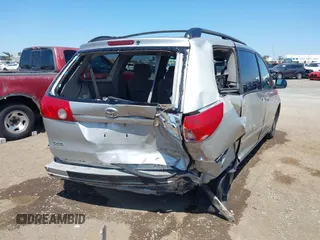 2006 Toyota Sienna CE with VIN 5TDZA23C86S524119, listed as a IAAI auction lot 41979865 with 171,425 mi miles. Bid and sale history available at carsss.com. Image 6.