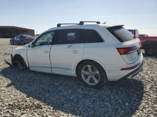 2020 Audi Q7 Premium with VIN WA1AXAF76LD013322, listed as a Copart auction lot 61510375 with 56,215 mi miles and Salvage title. Bid and sale history available at DreamBid. Image 2.