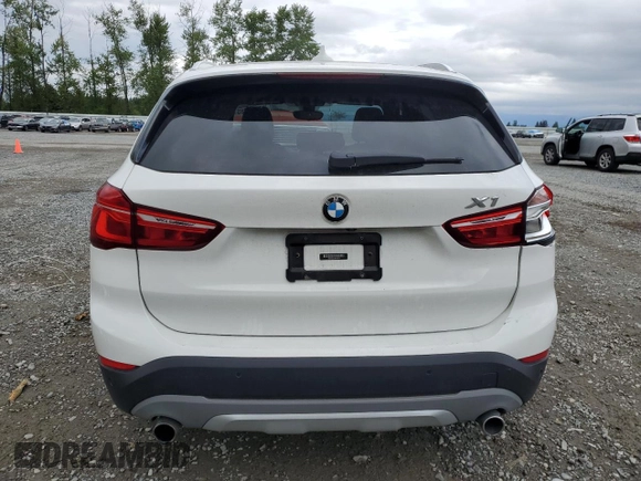 2016 BMW X1 xDrive28i z VIN WBXHT3C37GP882189, wystawiony jako Copart lot #56983985 z przebiegiem 45 700 mil mil oraz Szkoda całkowita • Salvage title. Historia ofert i sprzedaży dostępna na DreamBid. Obrazek 6.