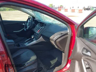 2013 Ford Focus SE with VIN 1FADP3F23DL383806, listed as a IAAI auction lot 42737374 with 136,067 mi miles and . Bid and sale history available at DreamBid. Image 5.